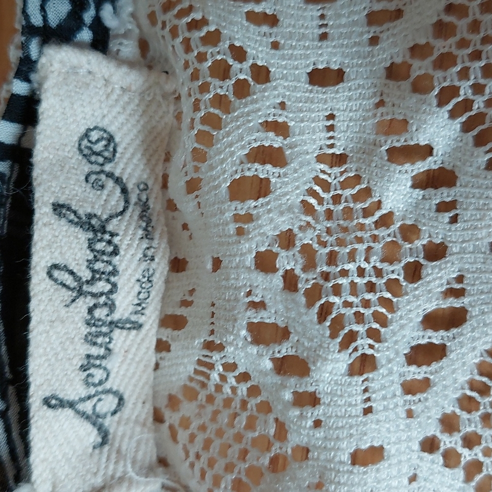 Tee - Picture 2 of 4